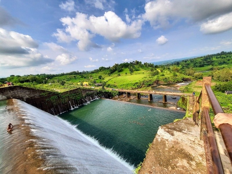 Khad Khad Dam